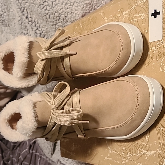 Womens wedge booties, tan, size 7 - Picture 2 of 3